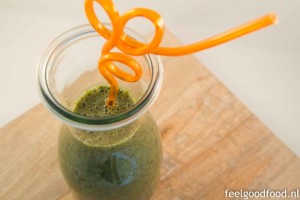 Smoothie - boerenkool, blauwe bessen